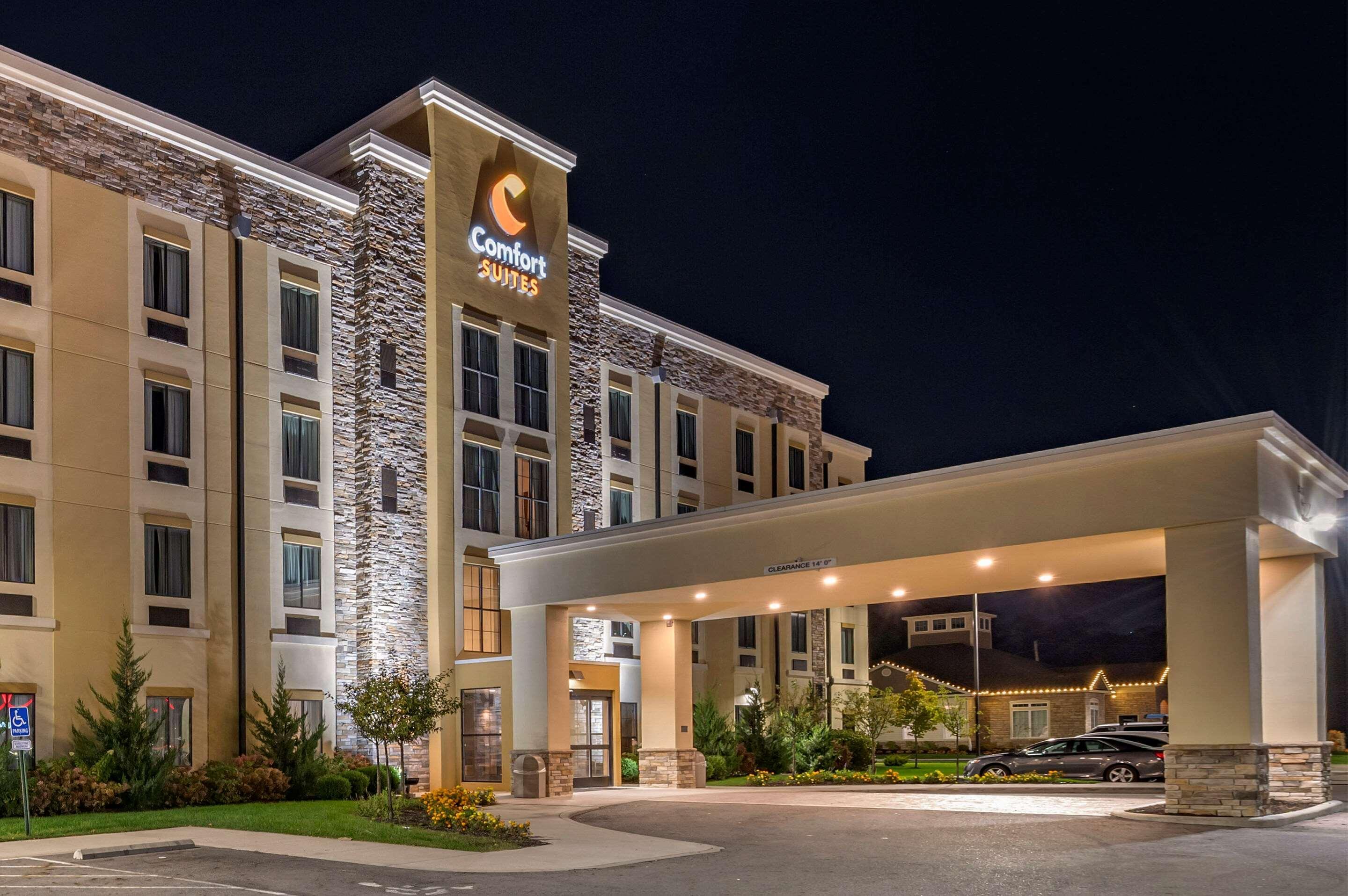 Comfort Suites Columbus Airport Exterior foto