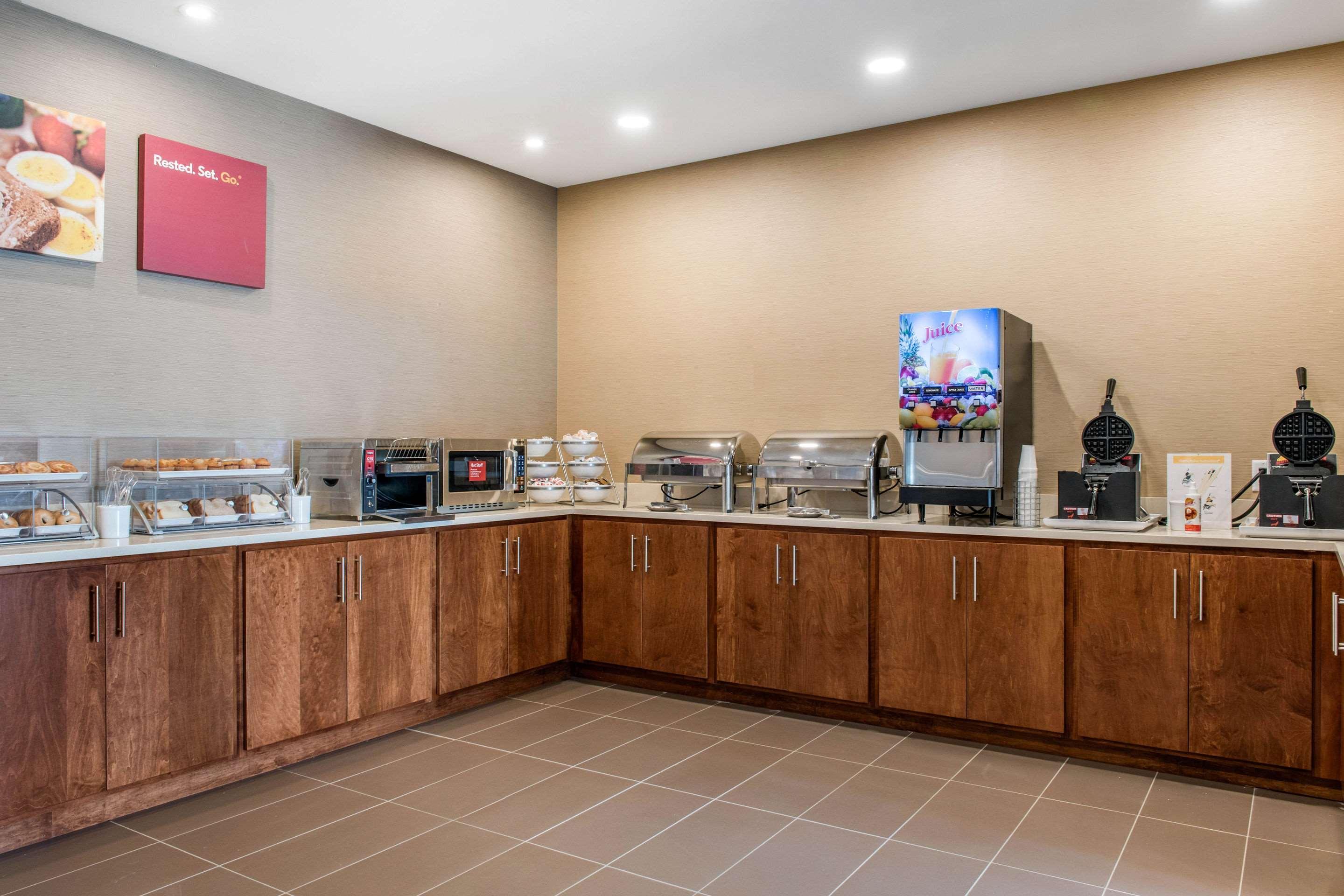 Comfort Suites Columbus Airport Exterior foto
